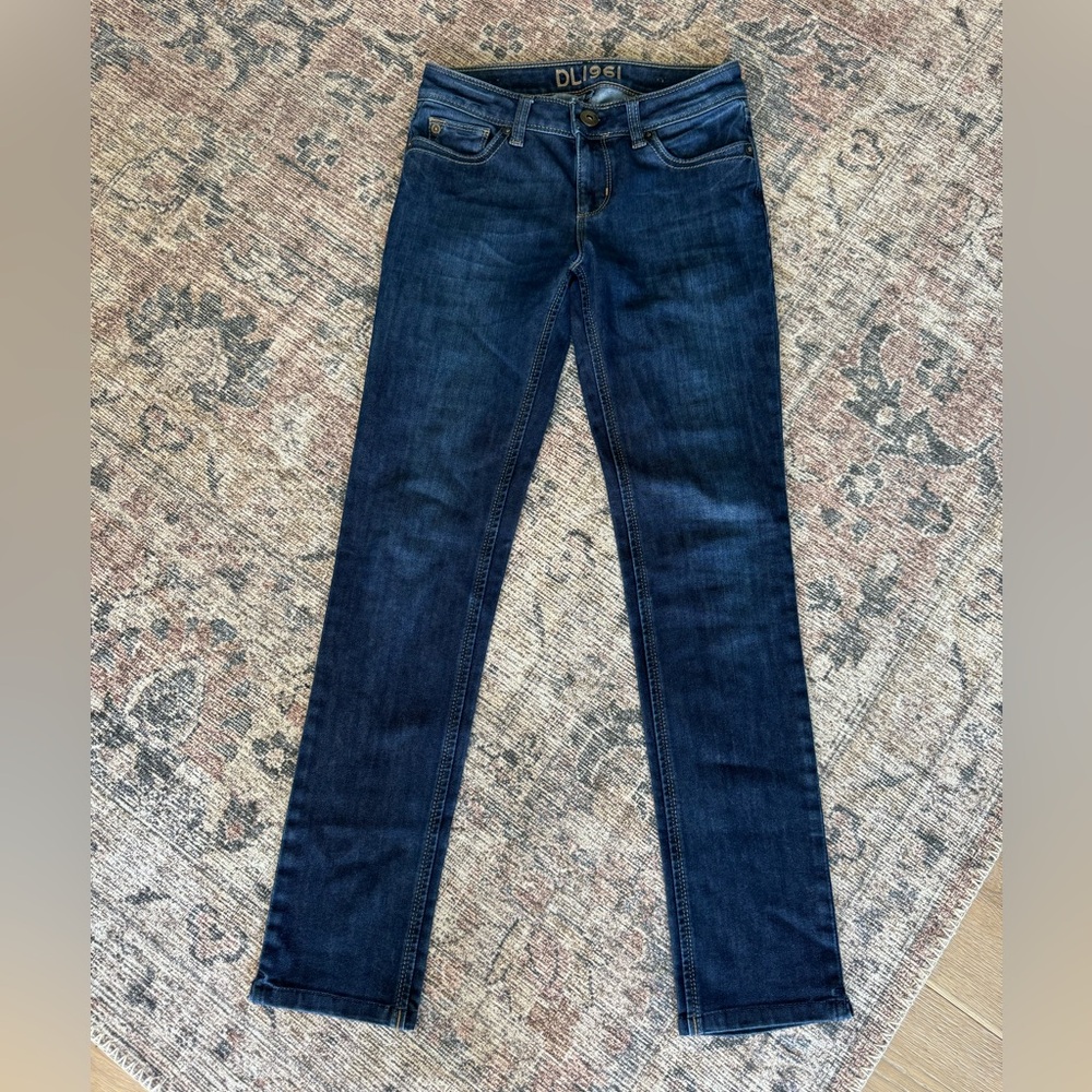 D|1961 Bolt Wash Angel Midrise Skinny
Ankle Jeans 25